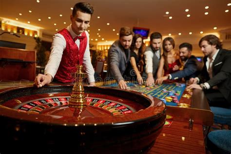 roulette croupier